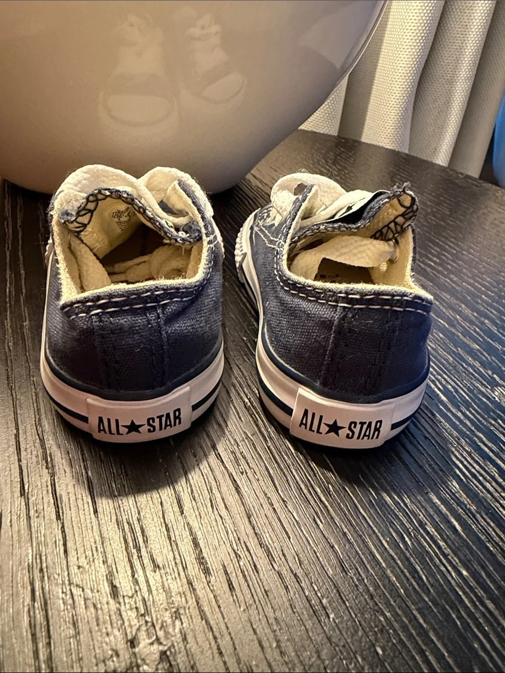 Converse classic low